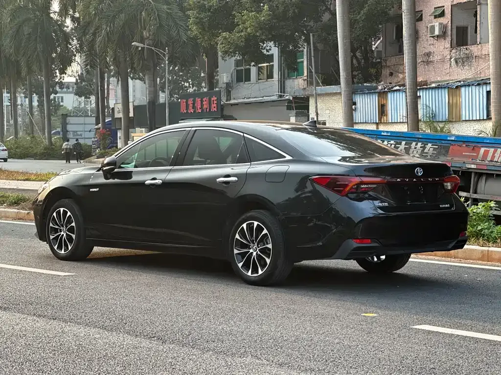Toyota Avalon 2024 из CN, фото 7