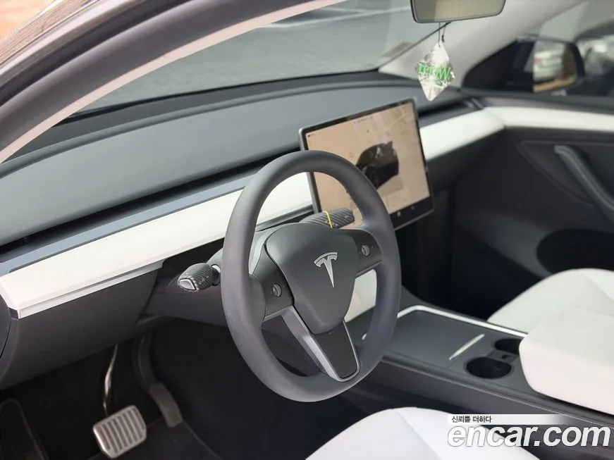 Tesla Model Y 2024 из KR, фото 3