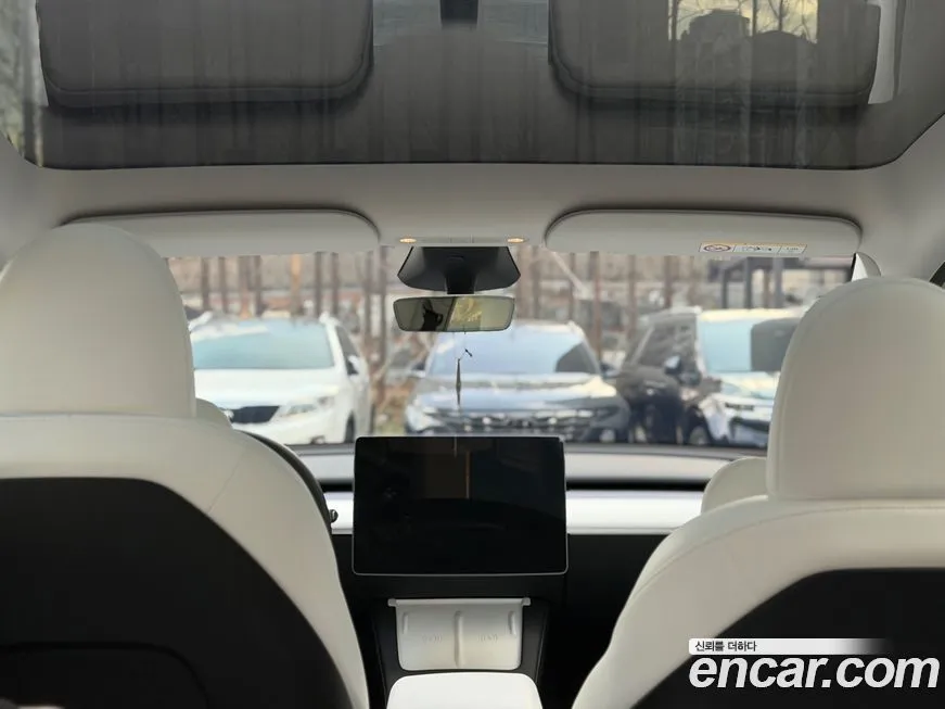 Tesla Model Y 2024 из KR, фото 2