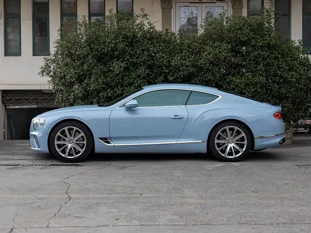 Bentley Continental 2021 из CN, фото 9