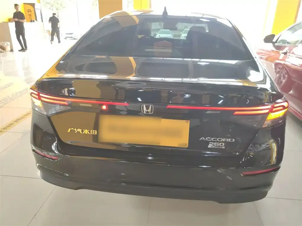 Honda Accord 2023 из CN, фото 3