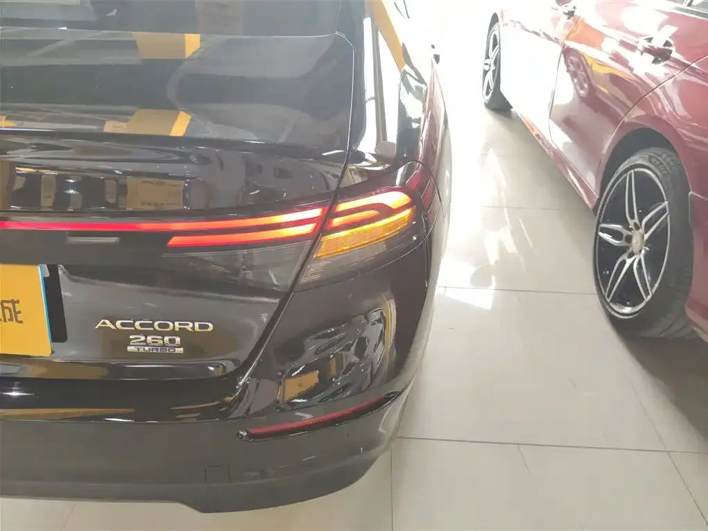 Honda Accord 2023 из CN, фото 4