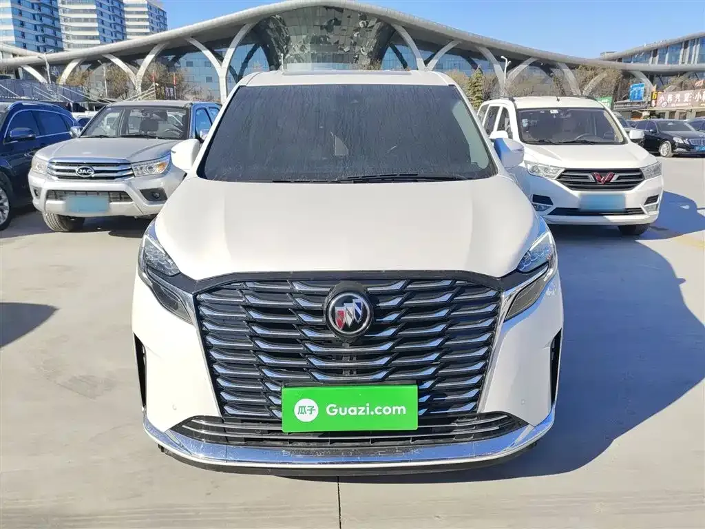 Buick GL8 2023 из CN, фото 10
