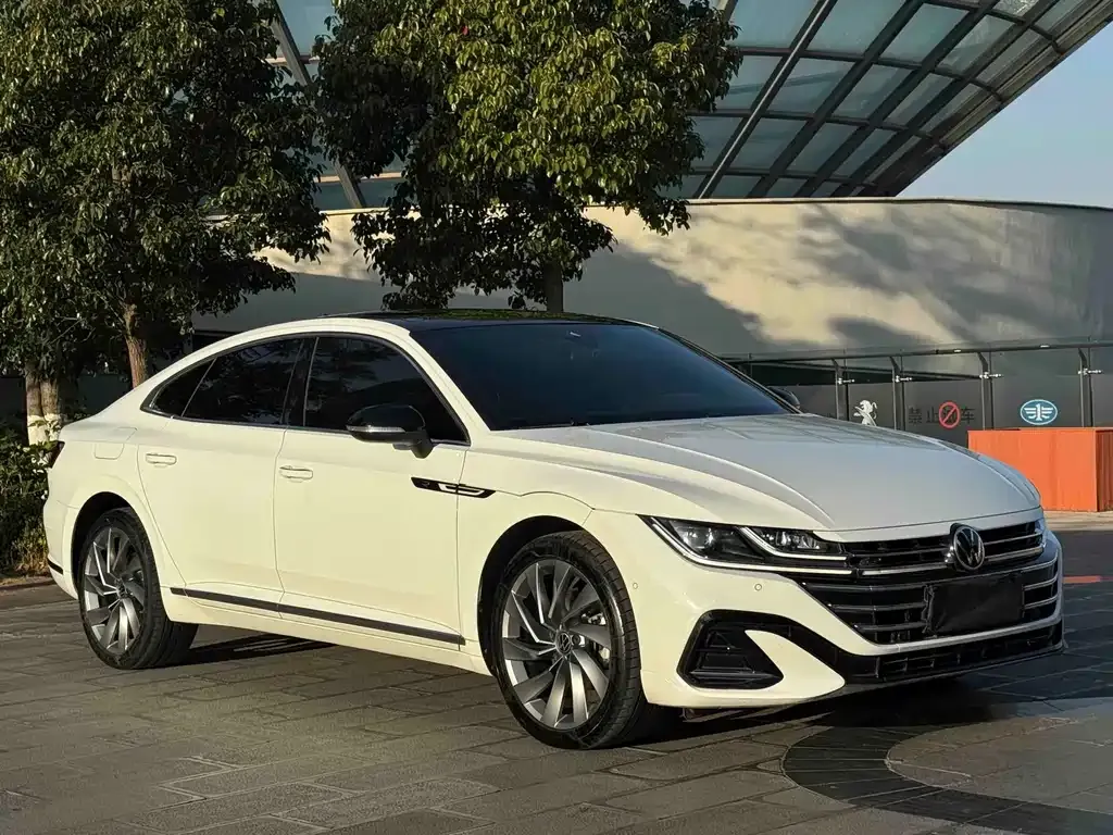 Volkswagen CC 2022 из CN, фото 3