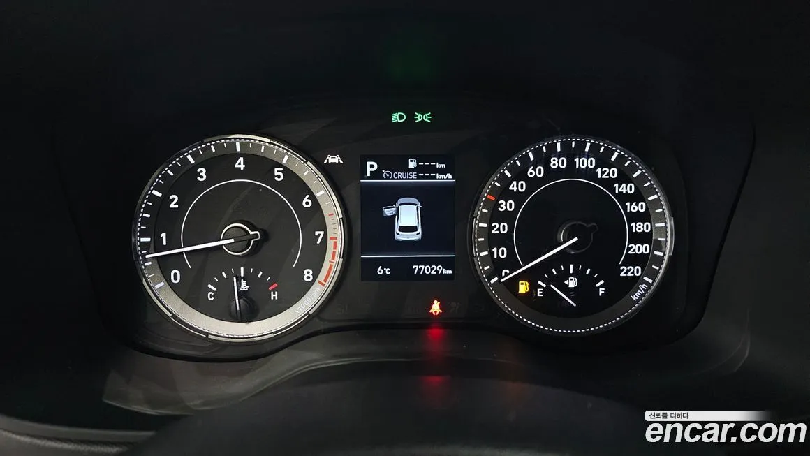 Hyundai Venue 2022 из KR, фото 2