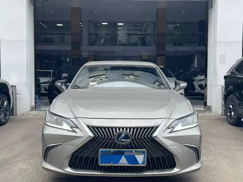 Lexus ES 2021 из CN, фото 3