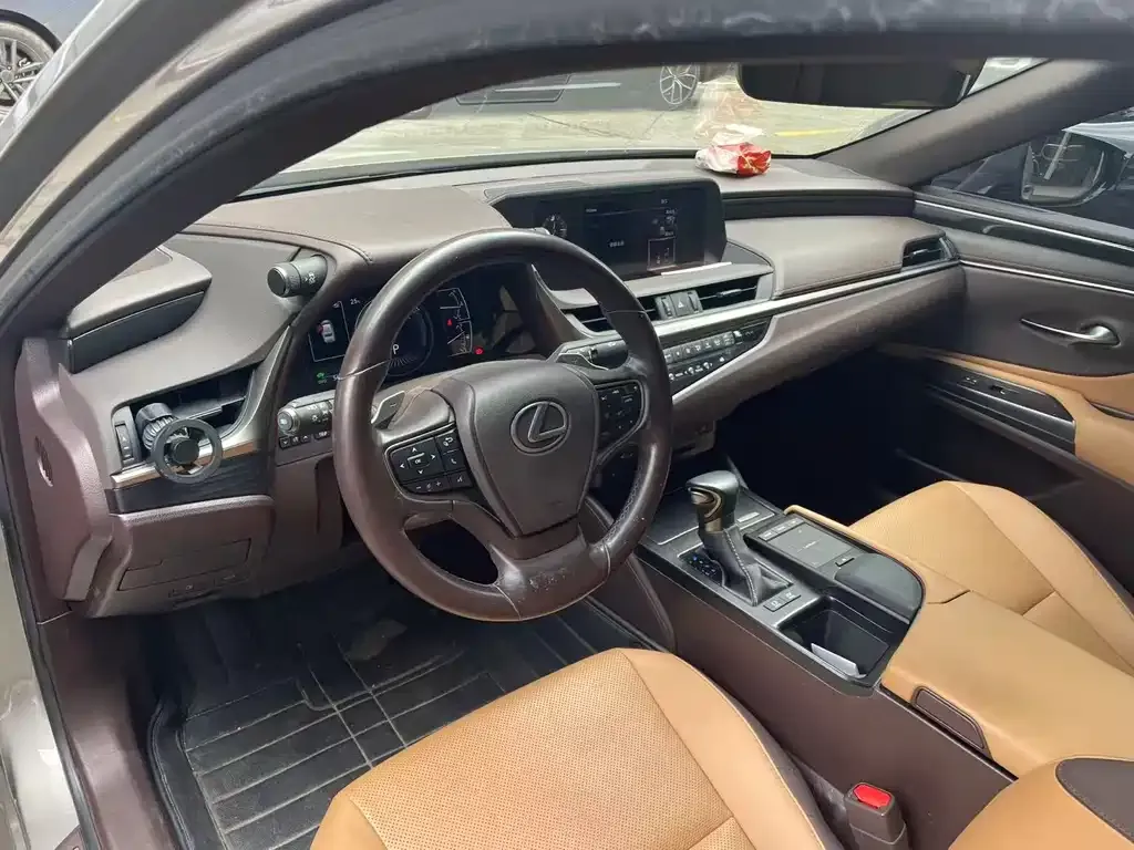 Lexus ES 2021 из CN, фото 5