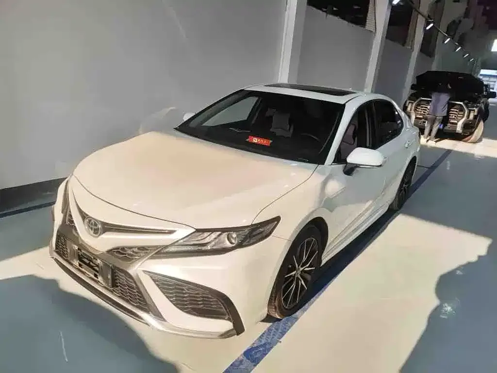 Toyota Camry 2022 из CN, фото 1