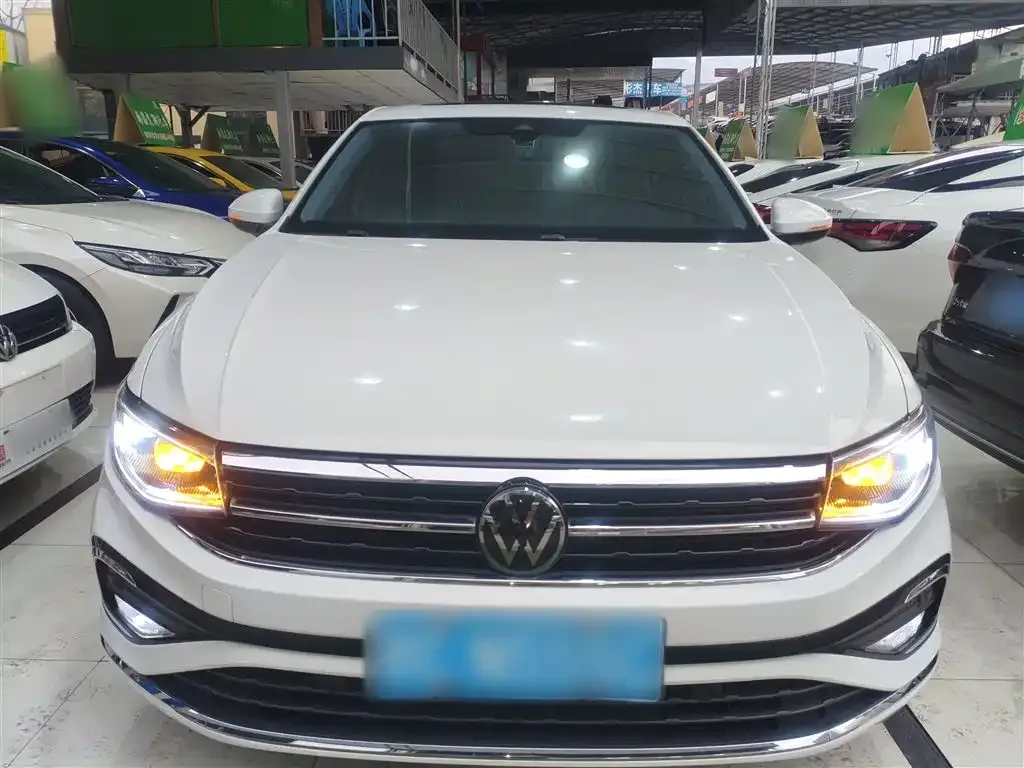 Volkswagen Bora 2024 из CN, фото 9