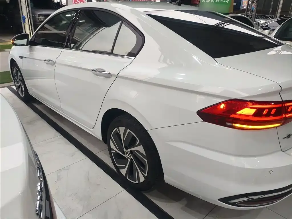 Volkswagen Bora 2024 из CN, фото 3