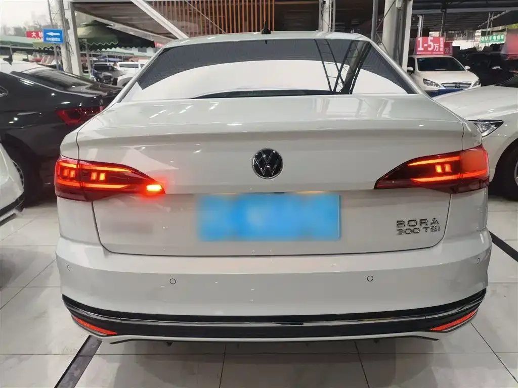 Volkswagen Bora 2024 из CN, фото 2