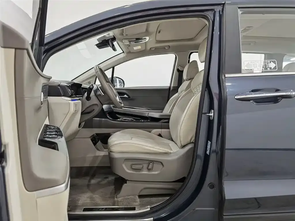 Hyundai Custo — фото 7