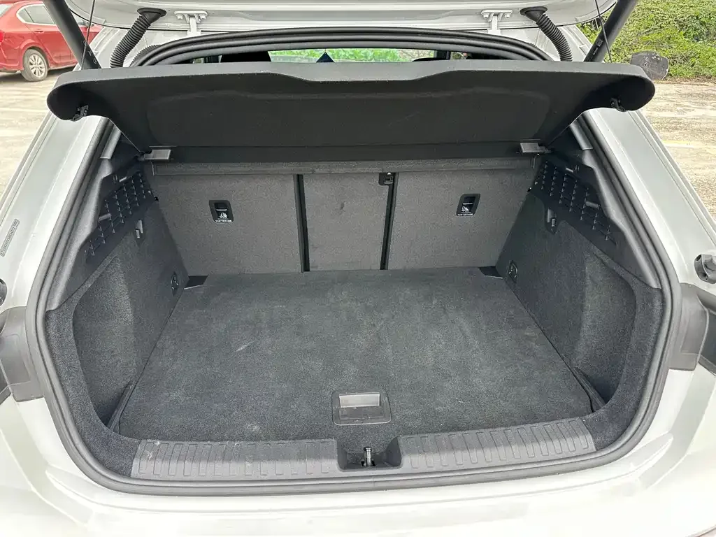 Audi A3 2022 из CN, фото 2