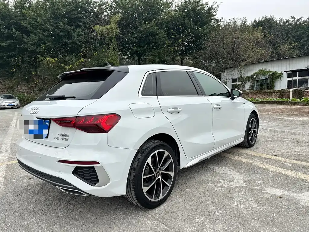 Audi A3 2022 из CN, фото 10