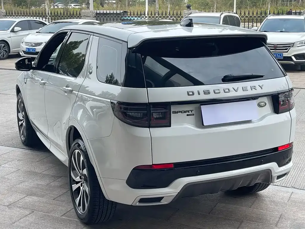 Land Rover Discovery Sport — фото 9