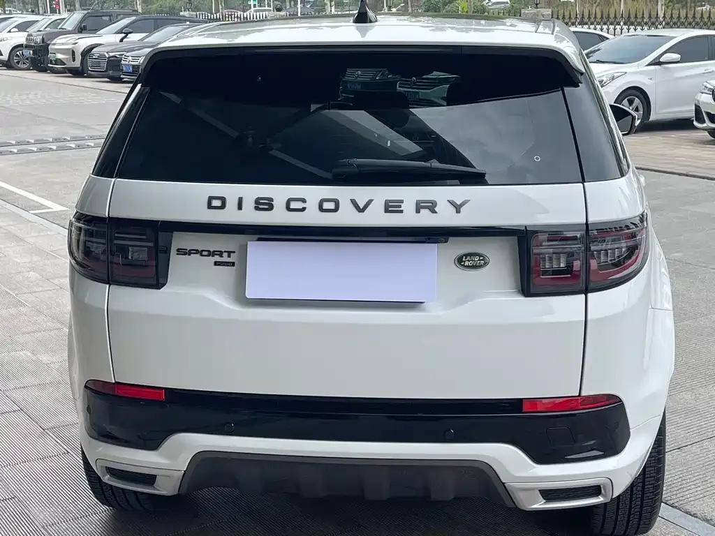 Land Rover Discovery Sport — фото 8