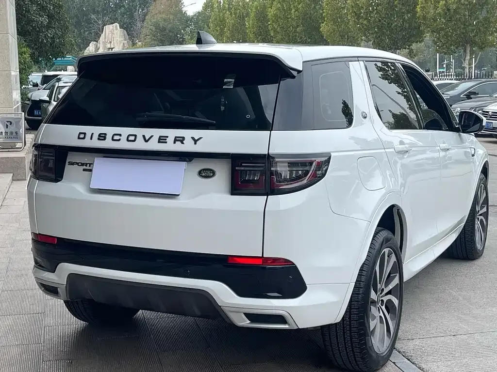 Land Rover Discovery Sport — фото 10