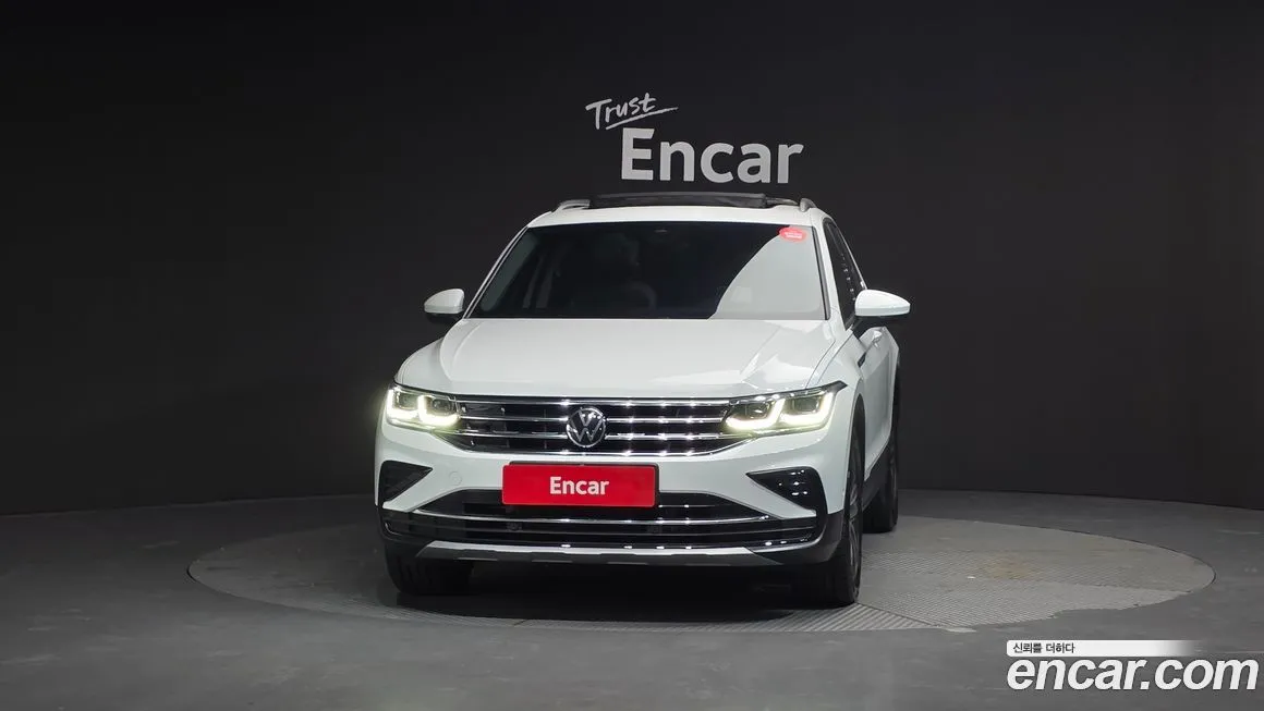Volkswagen Tiguan — фото 2