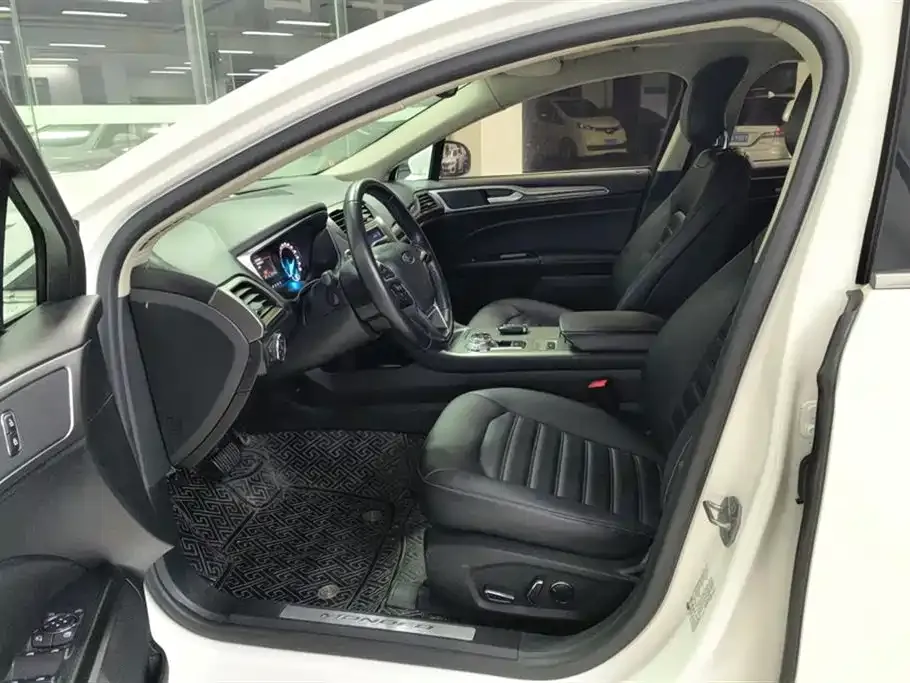 Ford Mondeo 2021 из CN, фото 10