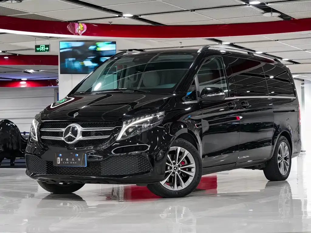 Mercedes-Benz V-Class 2023 из CN, фото 5