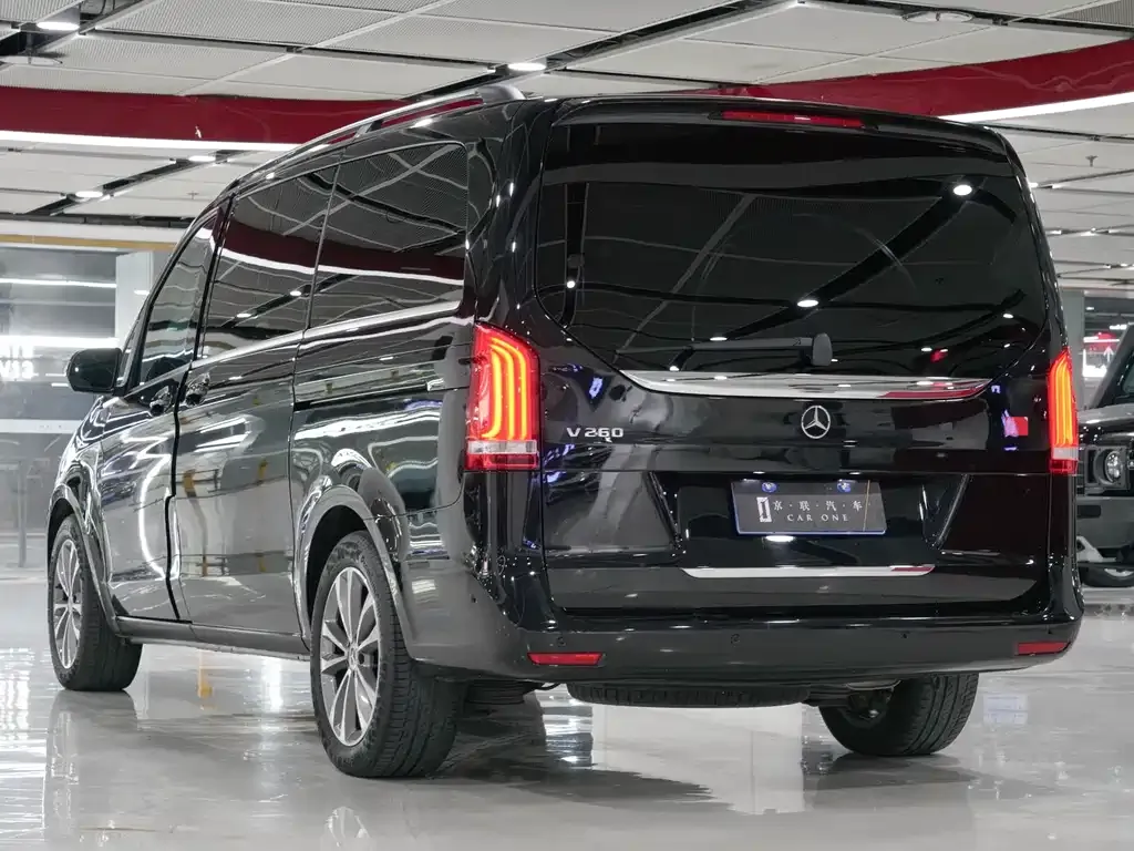 Mercedes-Benz V-Class 2023 из CN, фото 10