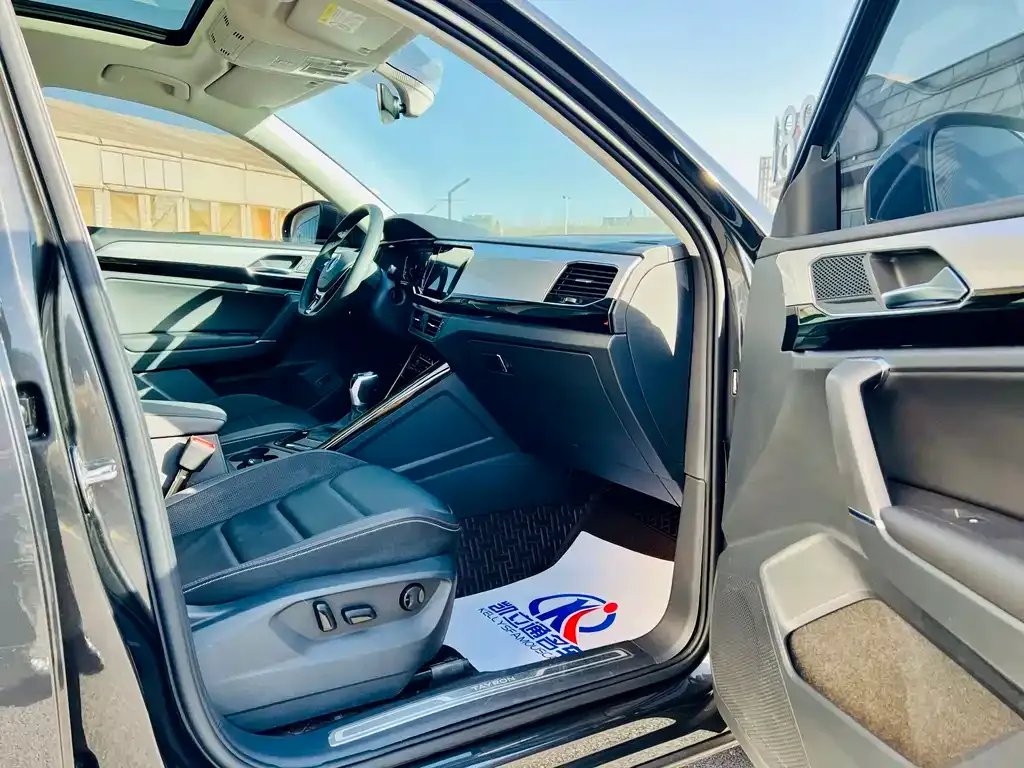Volkswagen Tayron 2022 из CN, фото 9
