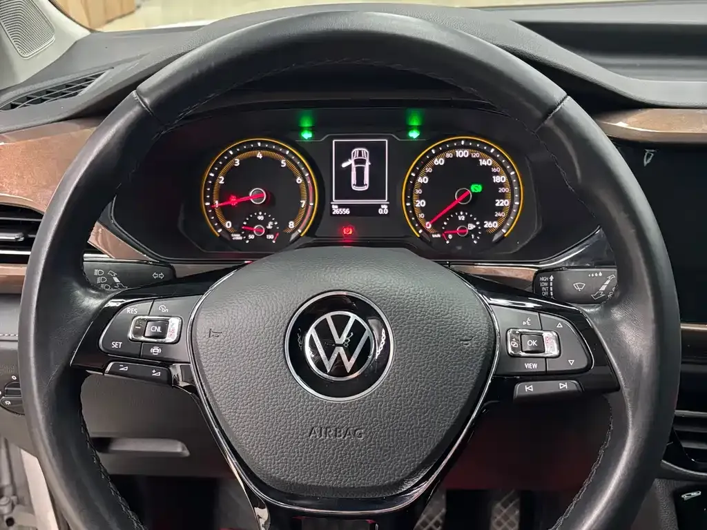 Volkswagen Tharu 2021 из CN, фото 9