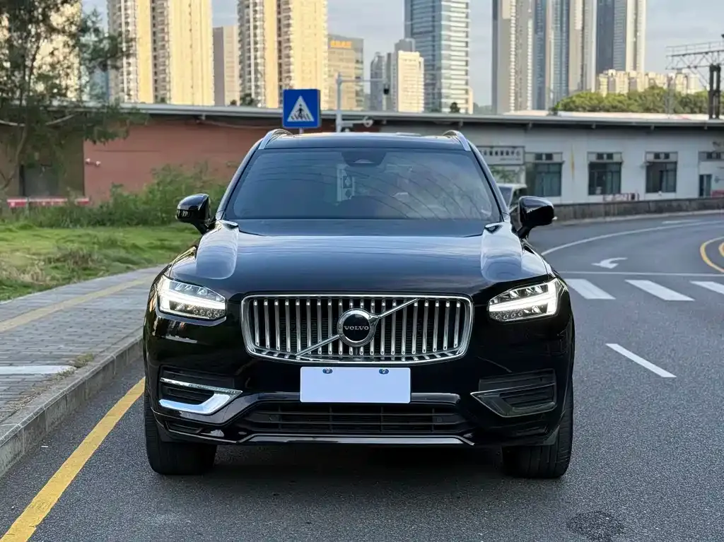 Volvo XC90 2023 из CN, фото 4
