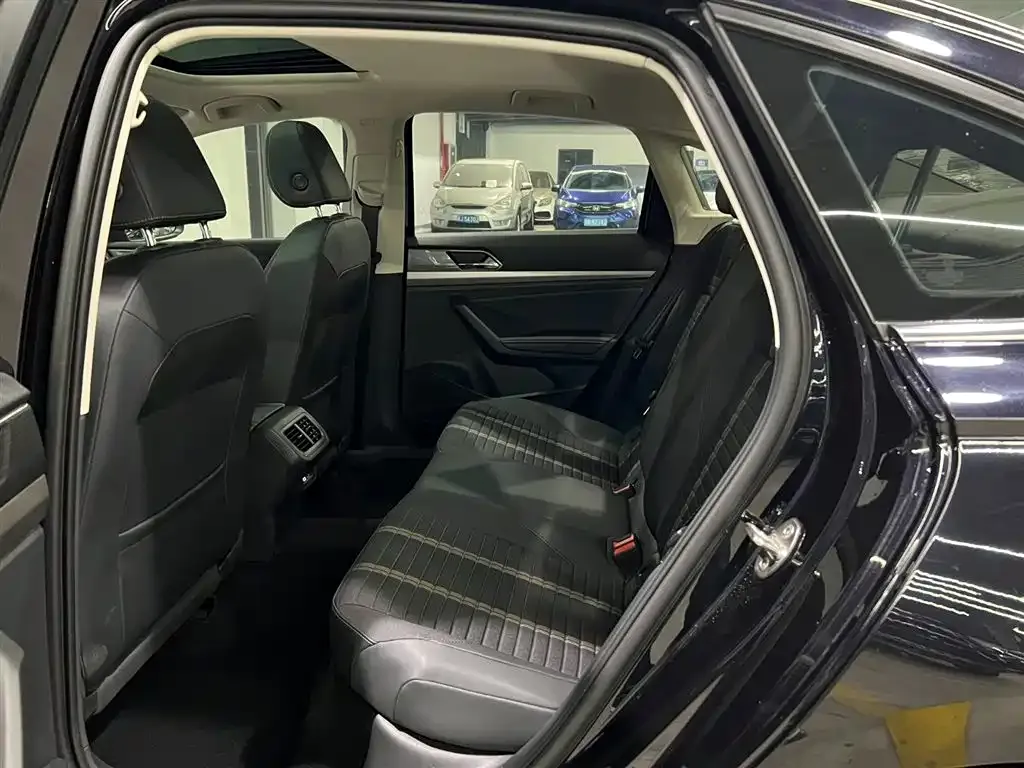 Volkswagen Lavida 2022 из CN, фото 9