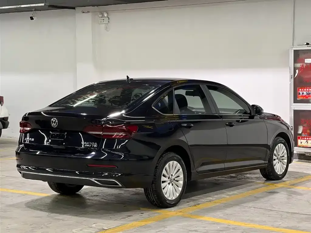 Volkswagen Lavida 2022 из CN, фото 5