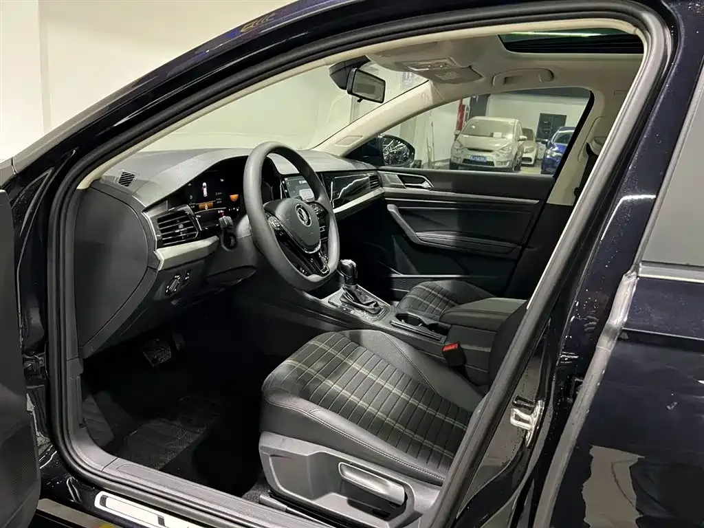 Volkswagen Lavida 2022 из CN, фото 8