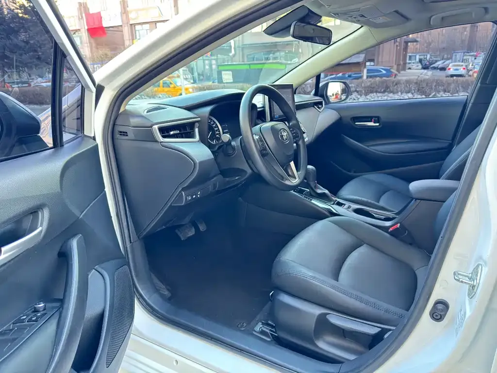 Toyota Corolla 2021 из CN, фото 7