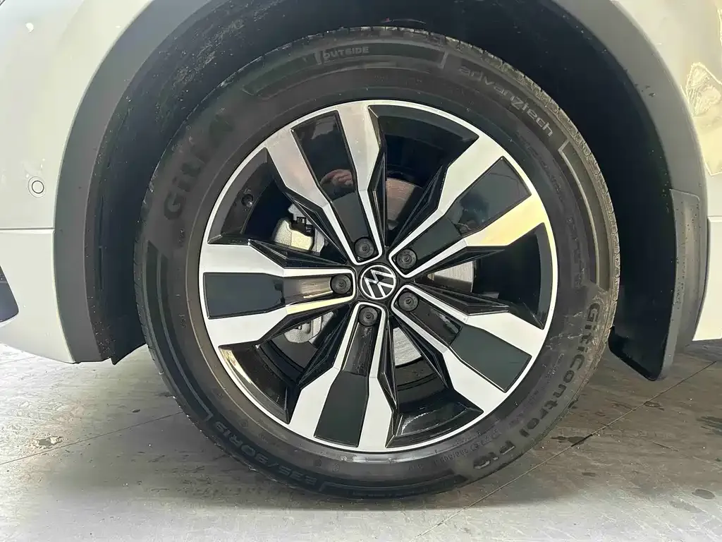 Volkswagen Tiguan L 2026 из CN, фото 8
