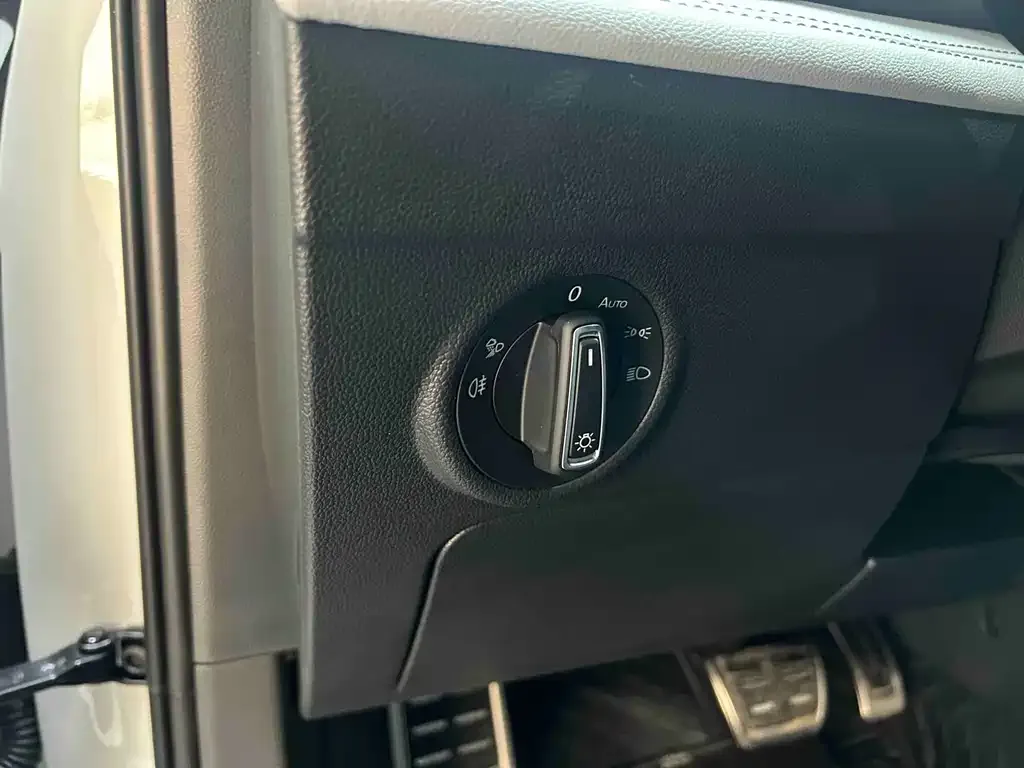 Volkswagen Tiguan L 2026 из CN, фото 4