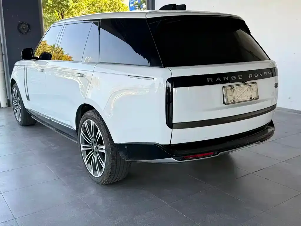 Land Rover Range Rover 2024 из CN, фото 2