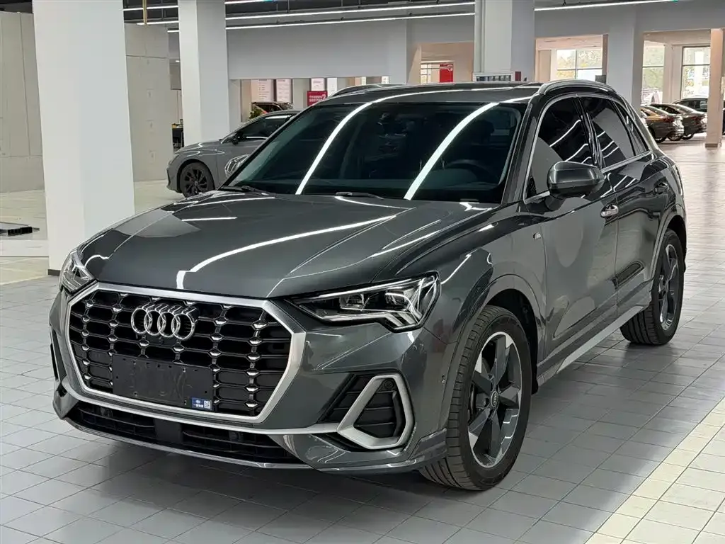 Audi Q3 2021 из CN, фото 1