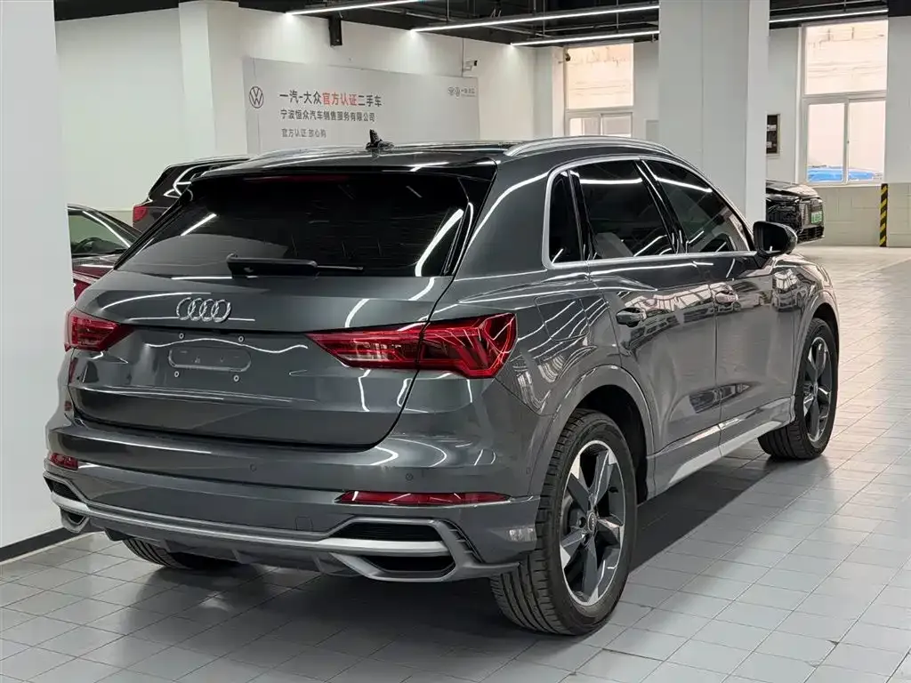 Audi Q3 2021 из CN, фото 4