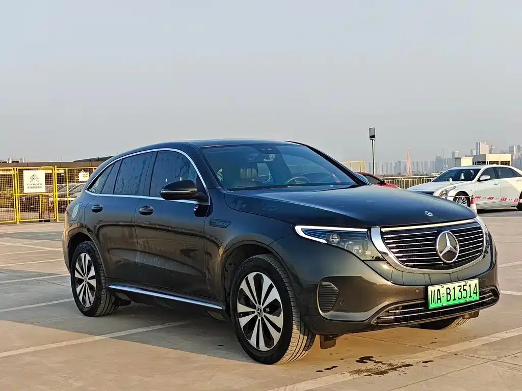 Mercedes-Benz EQC — фото 3