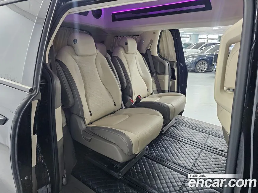 Kia Carnival — фото 8