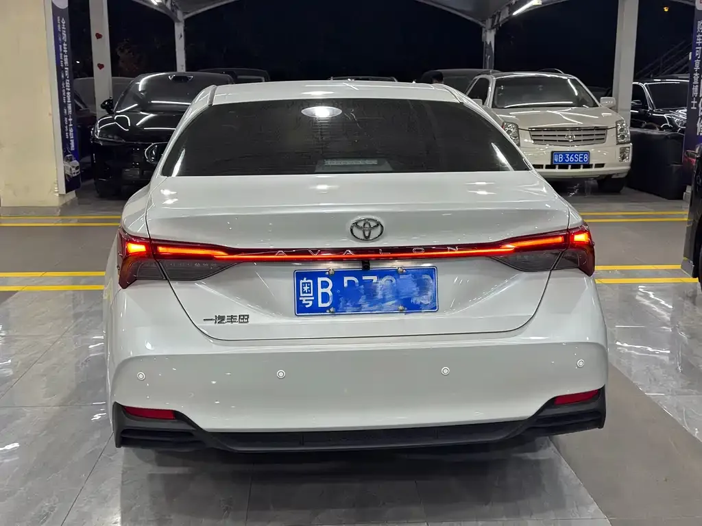 Toyota Avalon 2024 из CN, фото 3