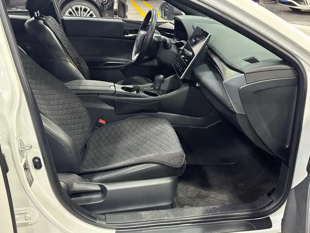 Toyota Avalon 2024 из CN, фото 6