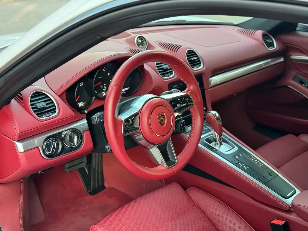 Porsche 718 2025 из CN, фото 3