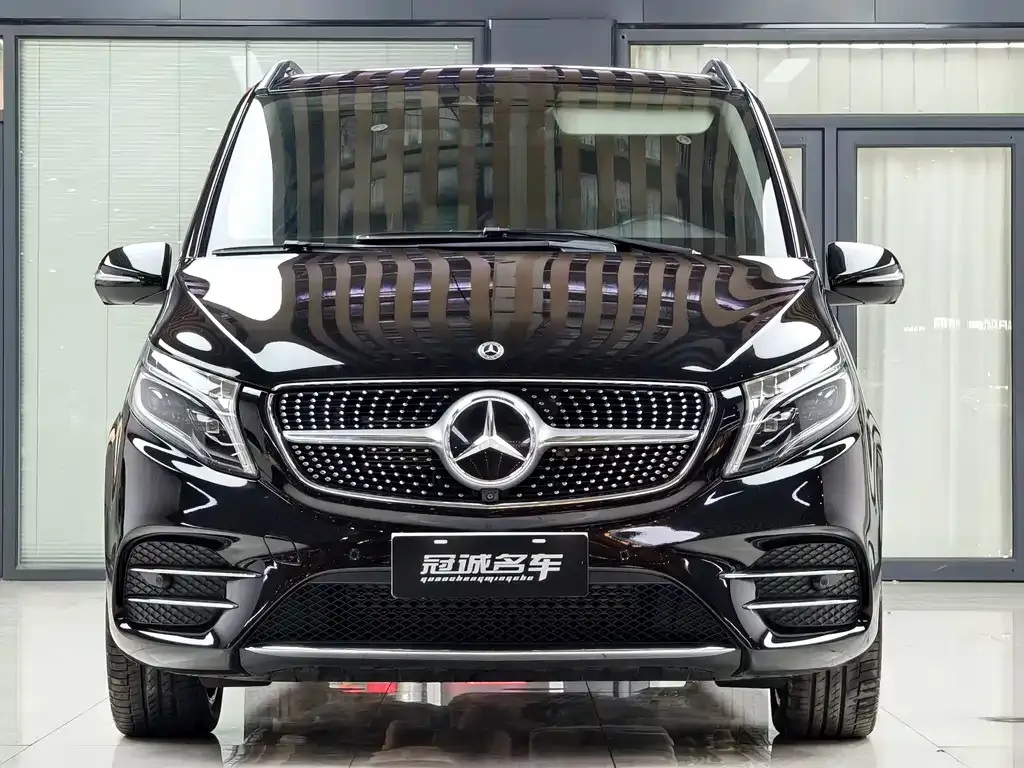 Mercedes-Benz V-Class 2022 из CN, фото 3