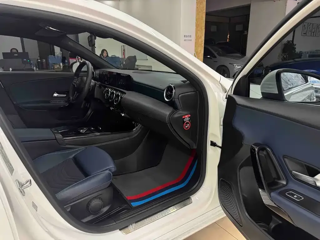 Mercedes-Benz A-Class 2021 из CN, фото 10