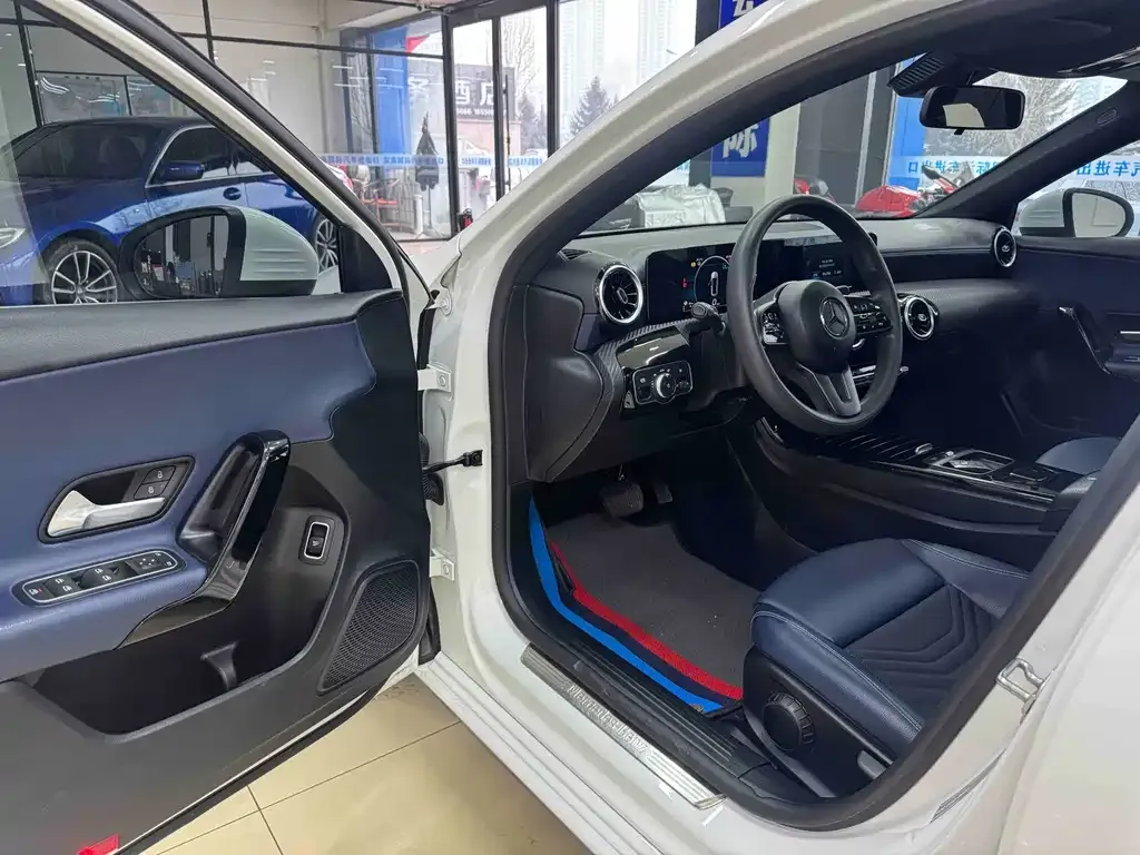 Mercedes-Benz A-Class 2021 из CN, фото 7