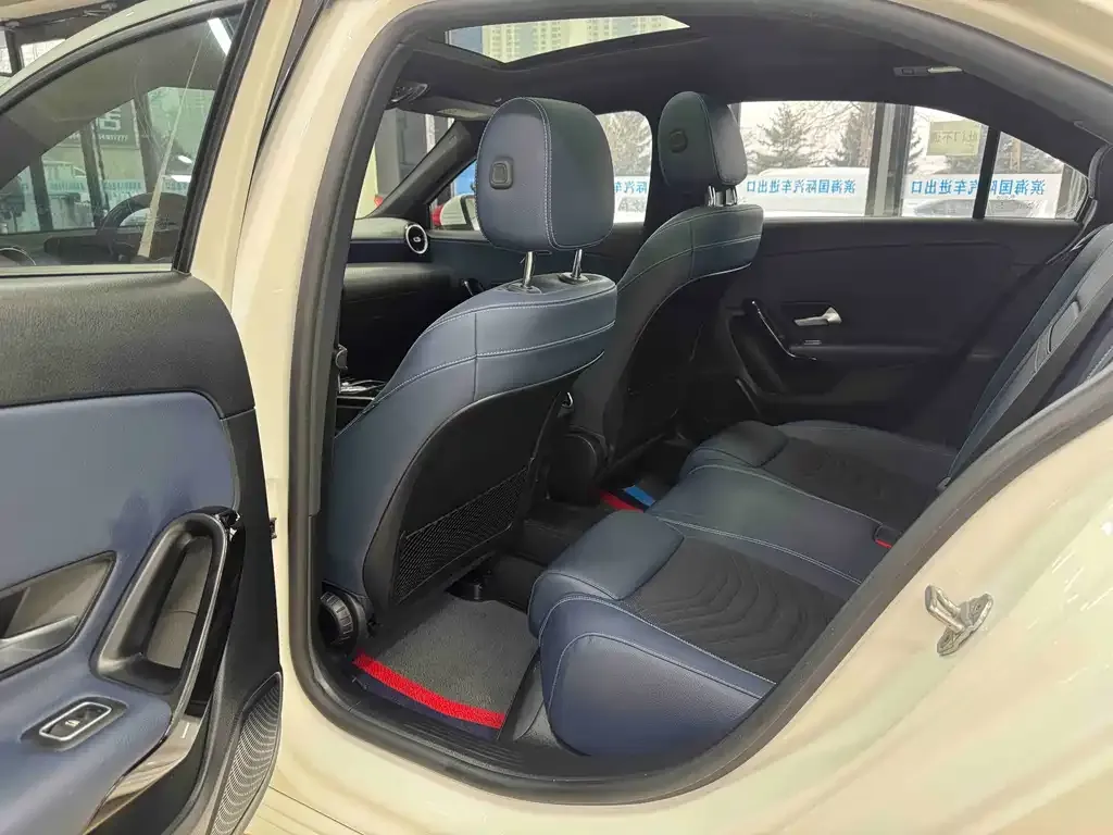 Mercedes-Benz A-Class 2021 из CN, фото 8