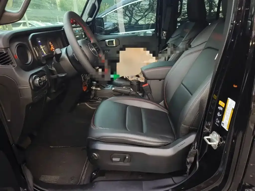 Jeep Wrangler 2024 из CN, фото 8