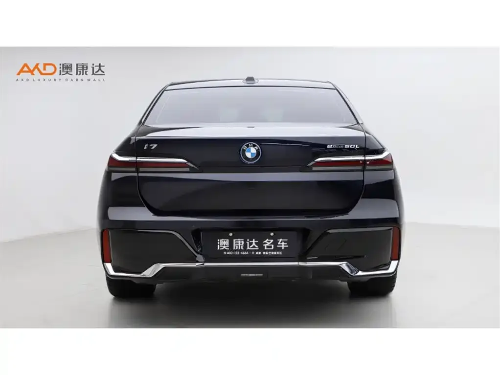 BMW i7 — фото 6
