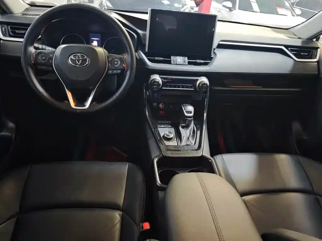 Toyota Wildlander 2022 из CN, фото 4