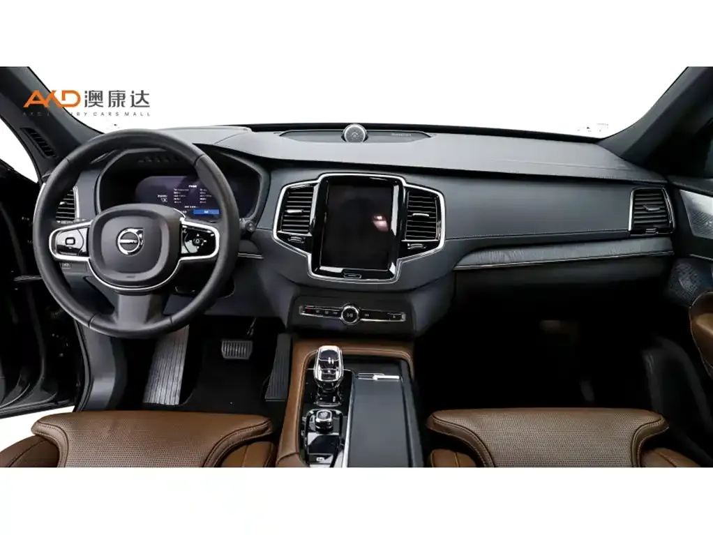 Volvo XC90 — фото 9
